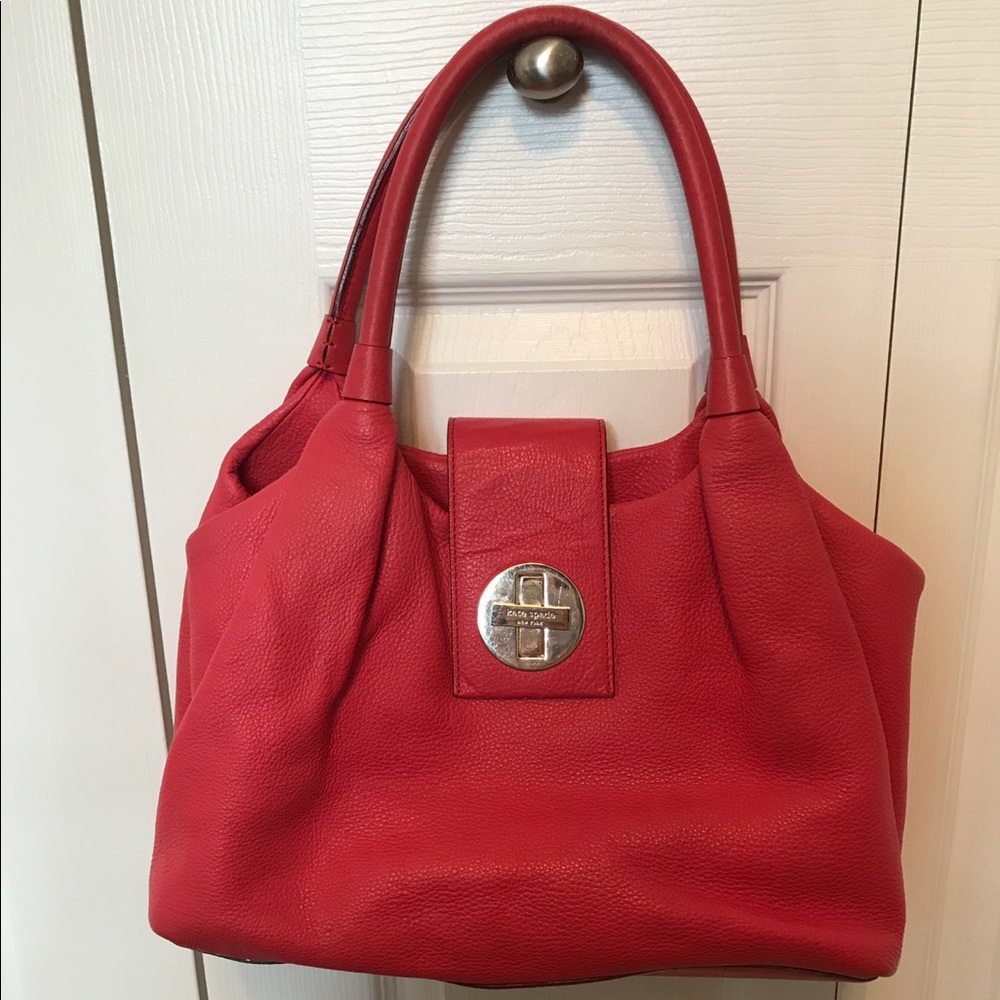 Kate Spade Bexley Leather Stevie bag in coral pink